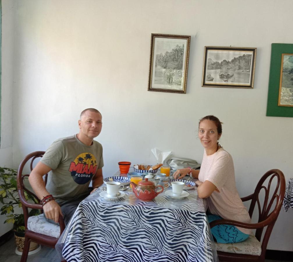 The Misty Mountain Guest House Haldummulla Esterno foto